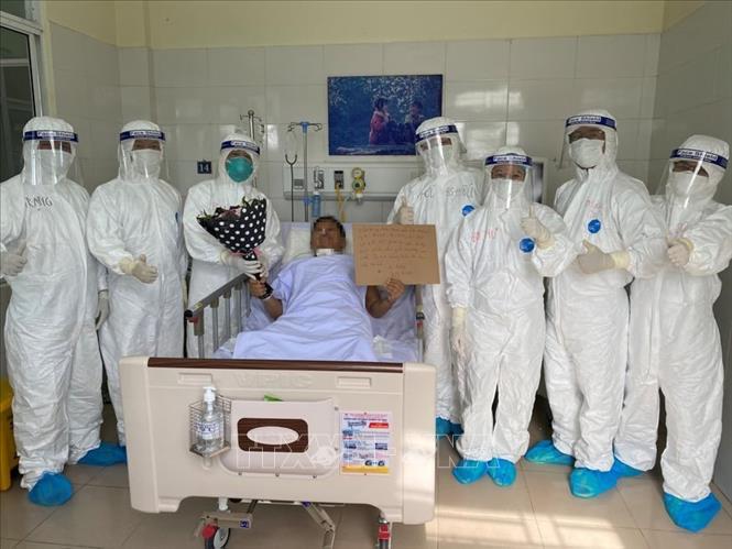 Thêm 4 bệnh nhân mắc COVID-19 được xuất viện tại Đà Nẵng