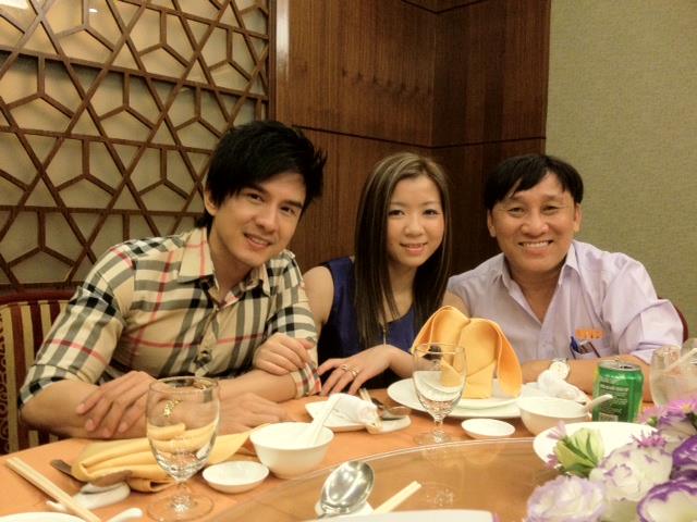 Đan Trường và fan cuồng đều đã thực hiện giao dịch trái pháp luật