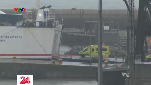 Lại phát hiện 16 người di cư trong container từ Pháp đến Ireland