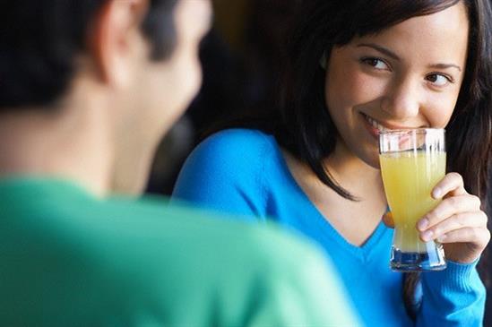 Hai tuần sau cưới, anh nhắn tin rằng hối hận vì đã kết hôn