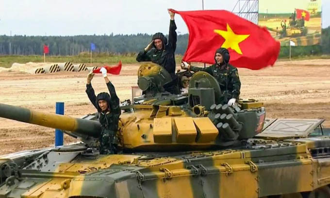 Đội tuyển xe tăng Việt Nam về nhất lượt đi giải Tank Biathlon 2020 tại Nga