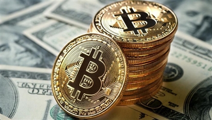 Bitcoin tiếp tục giảm giá mạnh