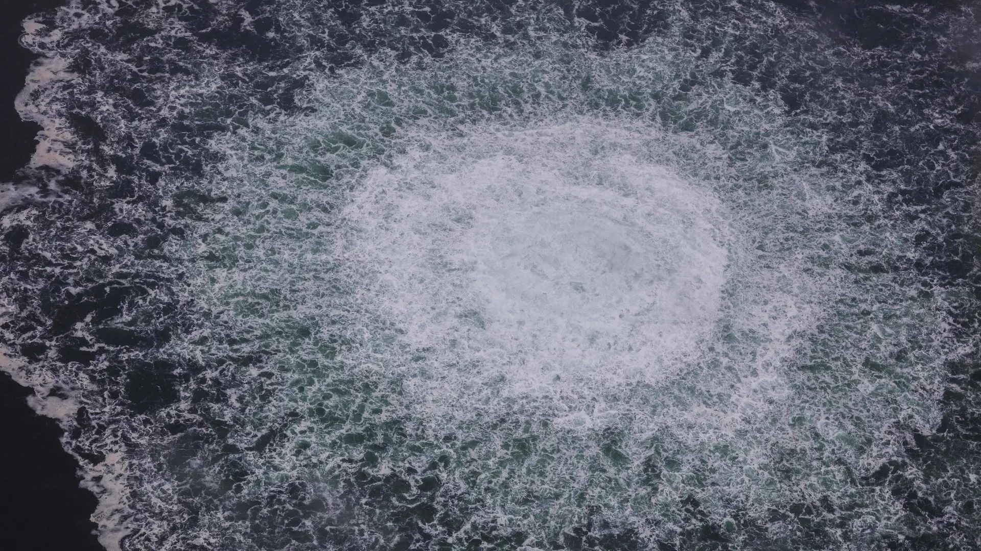 Công bố danh tính nhóm tiến hành vụ nổ đường ống “Dòng chảy phương Bắc”