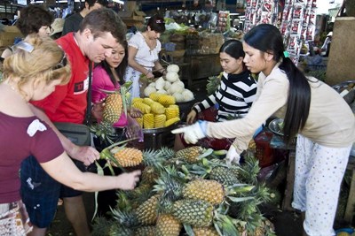 Tăng tải đưa khách Nga vào Việt Nam