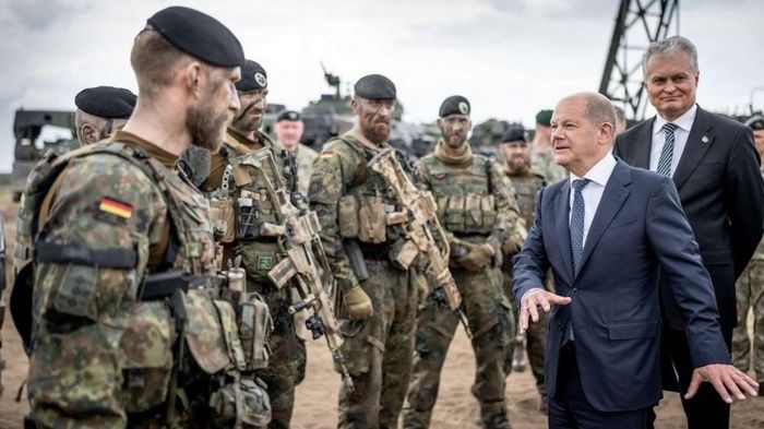 Đức: Việc hiện đại hóa quân đội vẫn 'dậm chân tại chỗ'
