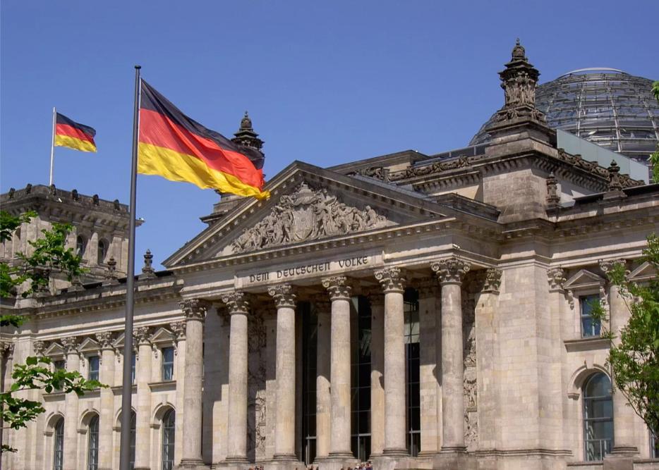 Chính trị gia Đức gọi quyết định cung cấp vũ khí cho Kiev là vô trách nhiệm