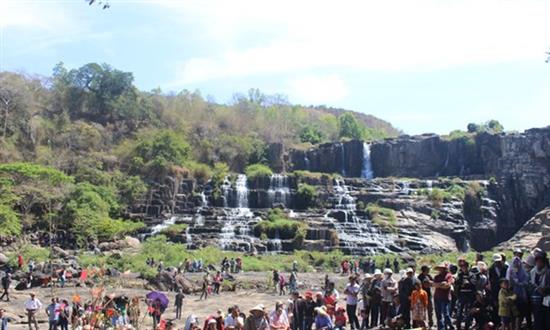 Một du khách tử nạn khi khám phá thác Pongour