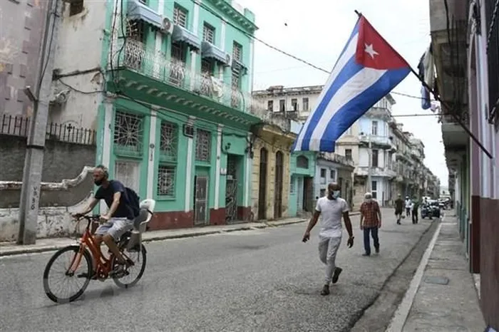 ''Kinh tế Cuba có thể tăng trưởng 9% nếu không bị bao vây cấm vận''