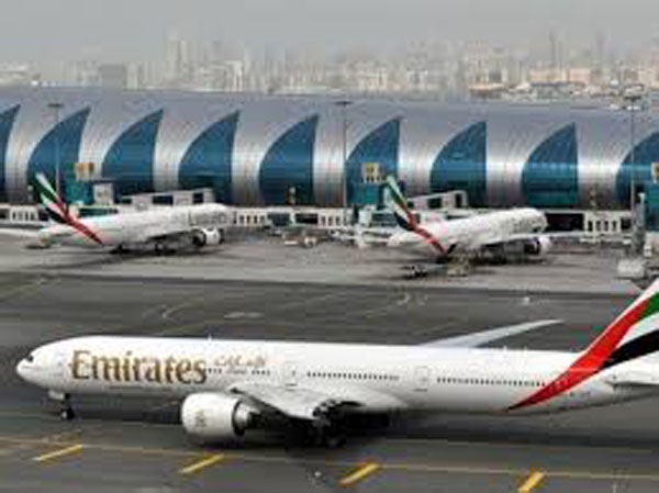 Máy bay rơi ở Dubai, 4 hành khách thiệt mạng