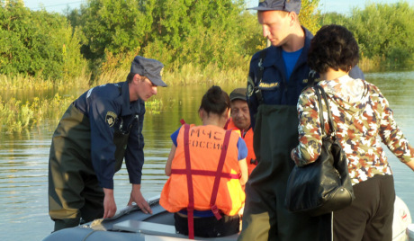 Nga đương đầu với thiên tai: Tại Khabarovsk mở Khối lều trại dành cho nạn nhân lũ lụt