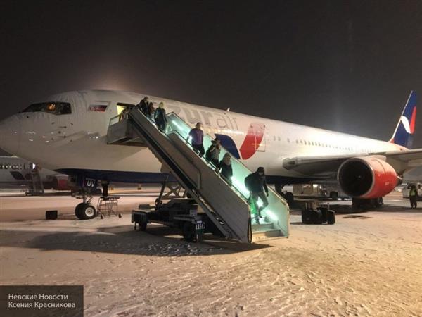 Máy bay Sukhoi Superjet 100 hạ cánh khẩn cấp xuống sân bay Sheremetyevo
