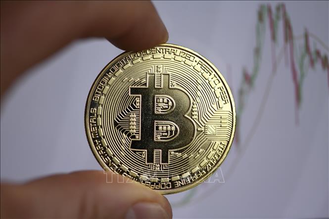 Giá đồng Bitcoin vượt mốc 30.000 USD