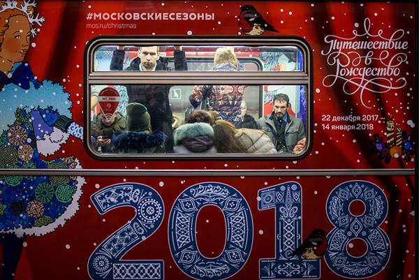 Moskva: Chuyến tàu điện ngầm 'Hành trình đến Giáng sinh'
