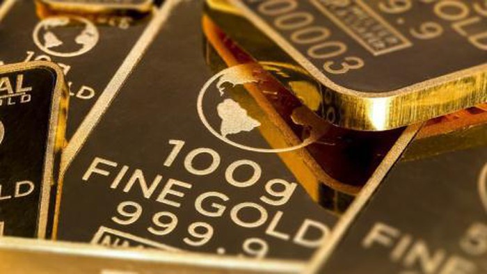 Giá vàng miếng lên gần 57 triệu/lượng