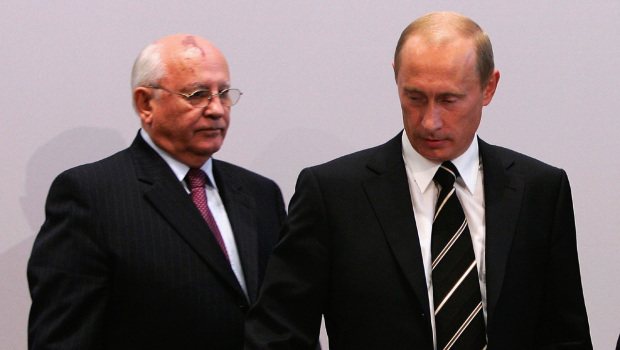 Putin hoàn toàn ngược lại Gorbachev