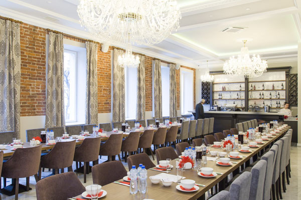 Phòng tiệc Grand Hotel Tchaikovsky - không gian sang trọng và tinh tế