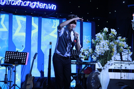 Mr Đàm 'khóa môi' sư thầy