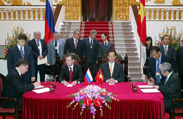 Xung lực mới cho quan hệ đối tác chiến lược toàn diện Việt Nam - Nga