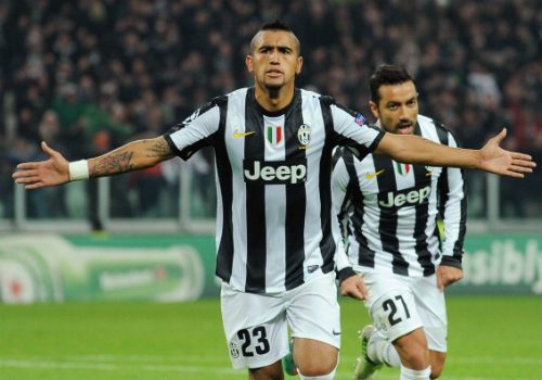 Juventus 3-0 Chelsea: Bianconeri nhấn chìm The Blues