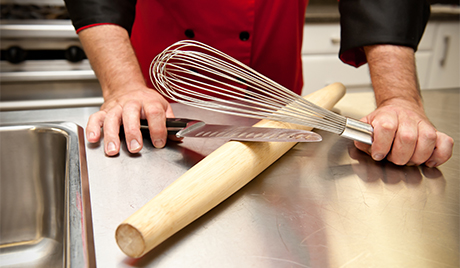 Đầu bếp người Pháp nổi tiếng đánh mất tại Nga sổ ghi công thức chế biến các món ăn của mình