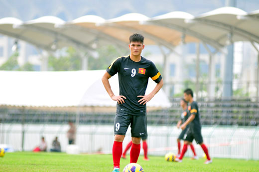 Công Vinh, Thành Lương sững sờ khi CLB Hà Nội giải thể