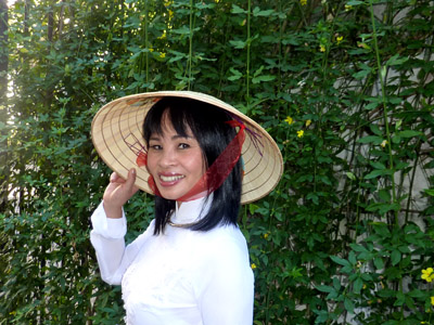 Lê Thị Bích Hường và tấm lòng với văn hóa Việt