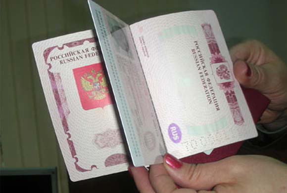 2015: Công dân SNG nhập cảnh vào Nga sẽ phải trình hộ chiếu