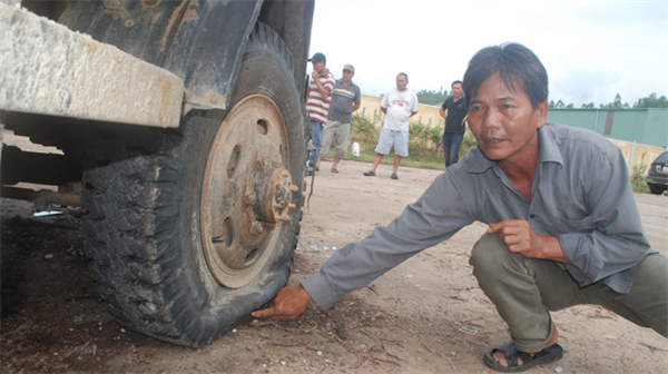Ngân hàng thu hồi nợ như phim