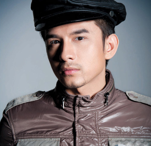 9 cỗ máy in tiền khủng nhất showbiz Việt 2012