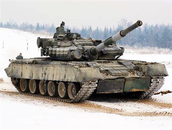 Lính xe tăng Nga chơi lớn ốp trứng bằng 