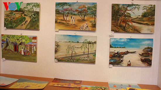 Triển lãm tranh của trẻ em đường phố TPHCM tại Pháp