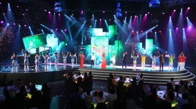 Dàn sao hội tụ trong Gala chào 2015