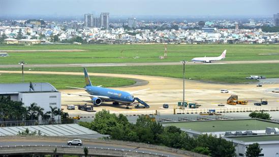 Hãng hàng không được thâu tóm hoạt động tại sân bay