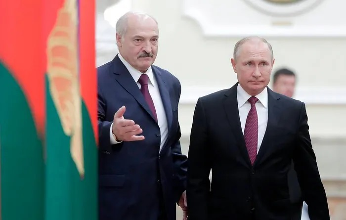 Tổng thống Lukashenko giải thích về ý tưởng Nga đưa vũ khí hạt nhân trở lại Belarus