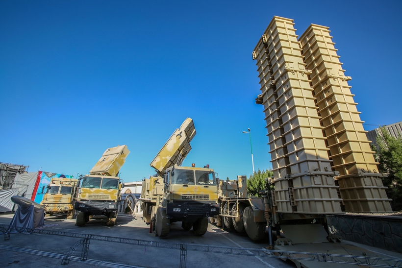 Iran thử nghiệm hệ thống tên lửa sánh ngang S-400 của Nga