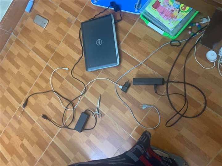 Bé trai 10 tuổi ở Hà Nội bị điện giật chết thương tâm khi học trực tuyến