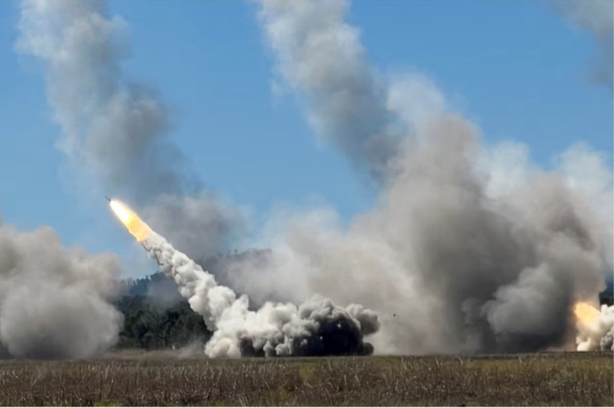 Lần đầu tiên ba quốc gia cùng khai hỏa HIMARS