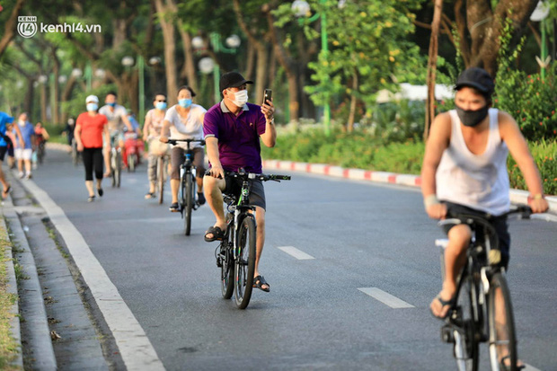 Hoả tốc: Từ ngày 28/9, Hà Nội cho phép người dân tập thể dục, mở cửa TTTM, shop thời trang, mỹ phẩm