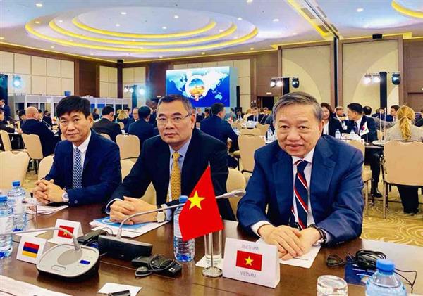 Việt Nam dự Hội nghị lãnh đạo các cơ quan an ninh quốc tế tại Nga