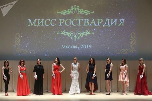 Vẻ đẹp của các nữ quân nhân thi hoa hậu vệ binh quốc gia Moscow
