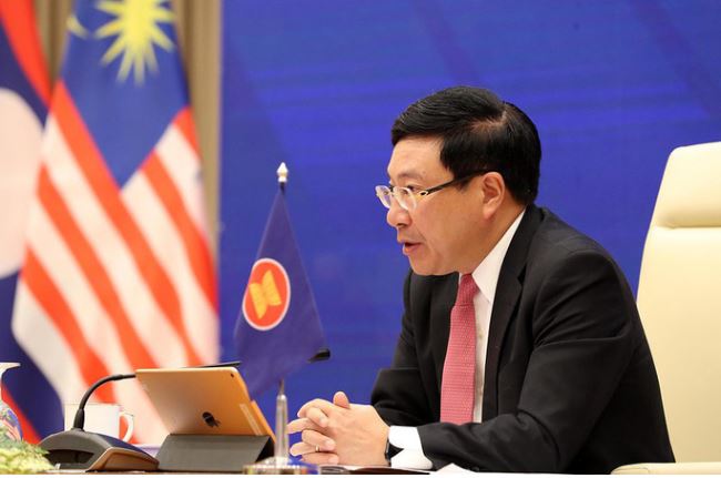 Bộ trưởng Ngoại giao ASEAN trao đổi về Biển Đông