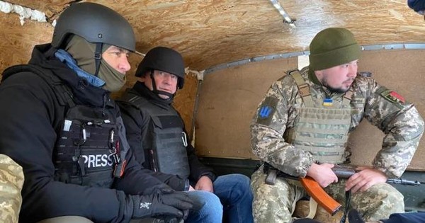 Phóng viên viết thư gửi chính quyền Ukraine, kêu gọi cho phép đưa tin từ Kherson