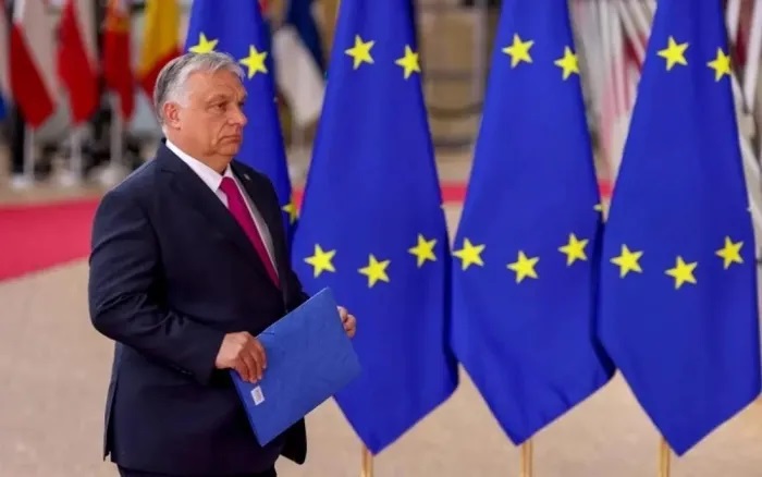 Thế khó của Hungary trong mối quan hệ với EU và Nga