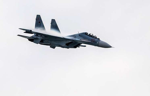 Su-27 của Nga khiến đối thủ sợ hãi tháo chạy?