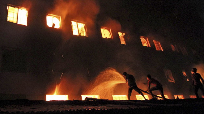 Cháy xưởng may ở Bangladesh: hơn 120 người chết