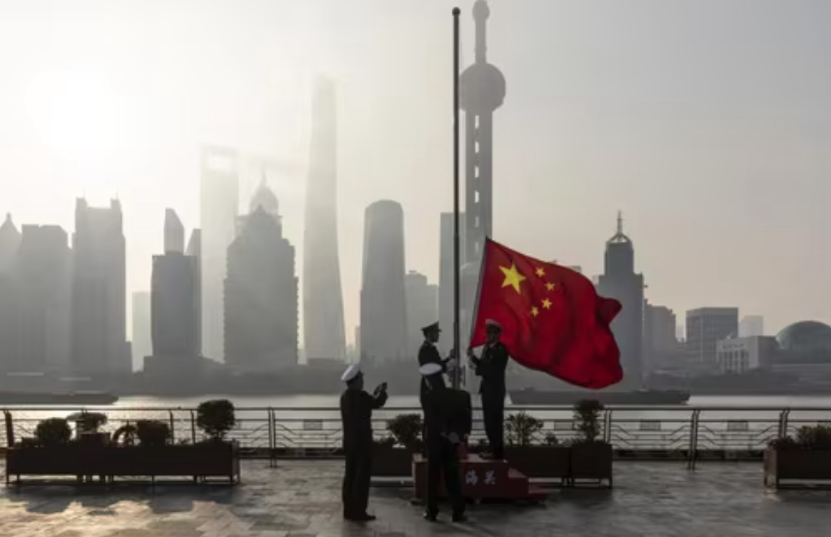 EU trừng phạt hai ngân hàng Trung Quốc vì giao dịch với Nga