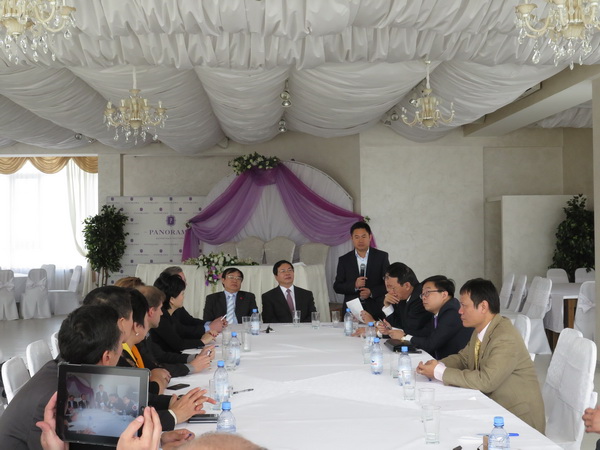 Cuộc gặp mặt các doanh nghiệp Việt Nam và Kazacstan bên lề vòng đàm phán FTA 3/4/2014