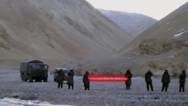Xung đột biên giới: Trung Quốc vác loa 'đánh đòn tâm lý' với binh sĩ Ấn Độ