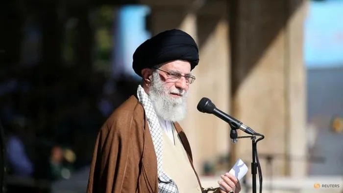 Lãnh tụ tối cao Iran cảnh báo Israel
