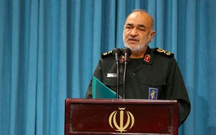 Chỉ huy IRGC thách thức sự hiện diện hải quân của 'kẻ thù' trong khu vực